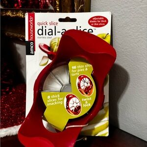 NWT Amco Houseworks Red Dial-a-Slice